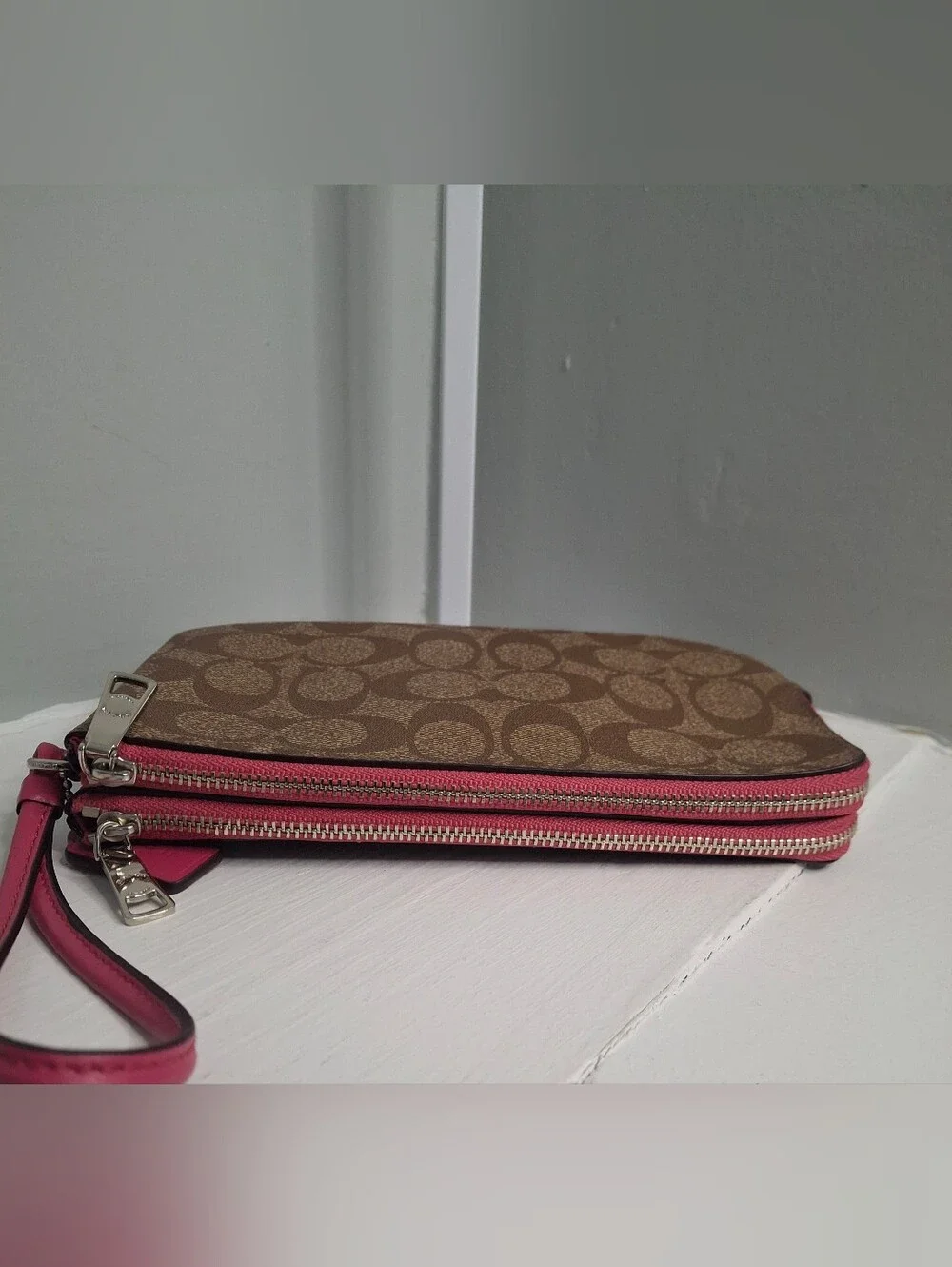 Coach Double Zip Wristlet Signature Canvas Khaki Fuchsia  EUC Like New